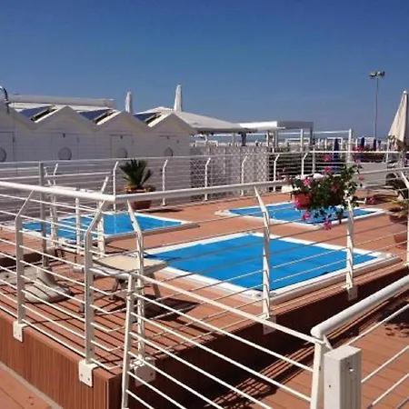 Riccione - Enjoy Your Summer -beach Village Incluso ホテル