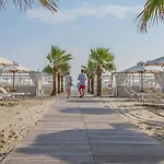Riccione - Enjoy Your Summer -beach Village Incluso فندق 2*