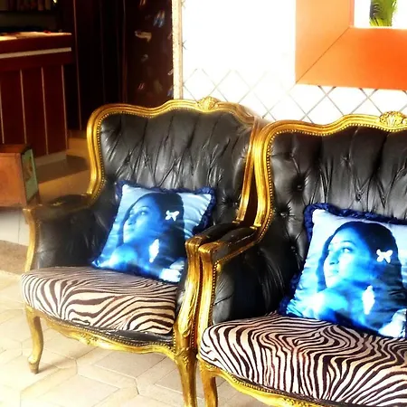 Riccione - Enjoy Your Summer - Con Parco Acquatico Incluso 2*